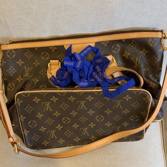 Louis Vuitton AUTHENTIC Palermo PM Bag - Picture 5 of 9